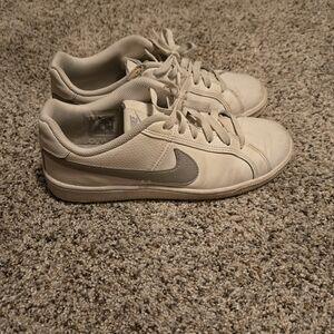 Nike Women's Cream and Gray Sneakers
